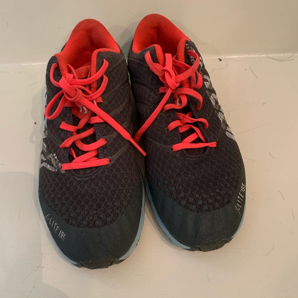 Inova work out tennis shoes